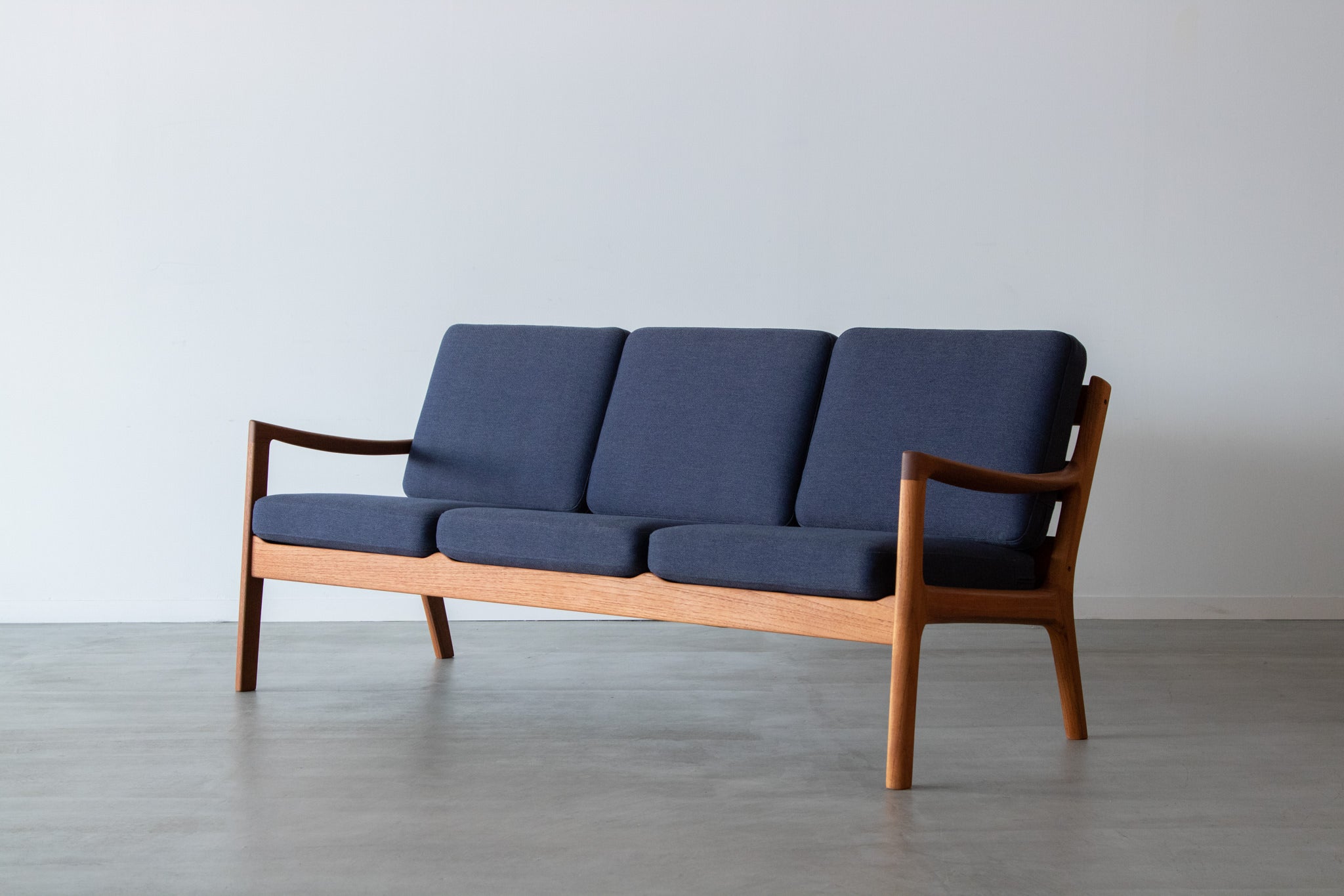 Ole Wanscher オーレ ヴァンシャー 3人掛け ソファ　ライトブルー Ole Wanscher オーレ ヴァンシャー 3人掛け ソファ ライトブルー